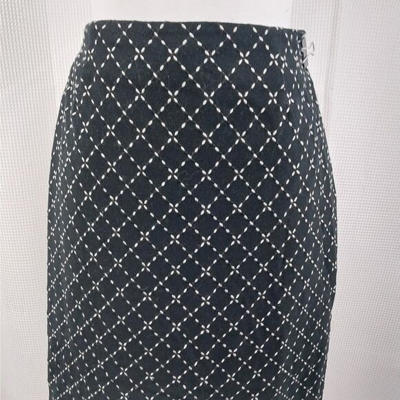TALBOTS! RICH BLACK AND WHITE PATTERNED WEAVE STRETCH WOOL LOOK SKIRT! SZ 8 - Picture 3 of 10